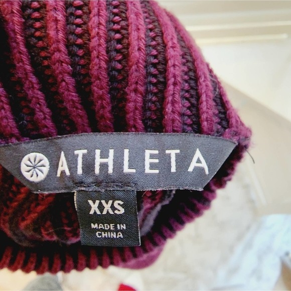 ATHLETA BLK/BURGANDY RIBBED SWEATER SIZE XXS - Picture 7 of 8